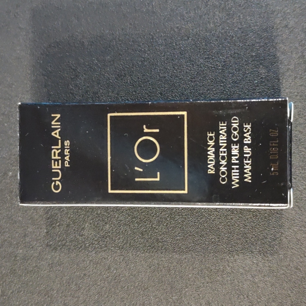 NIB Guerlain Paris L'Or radiance concentrate w/ pure gold make-up base SAMPLE